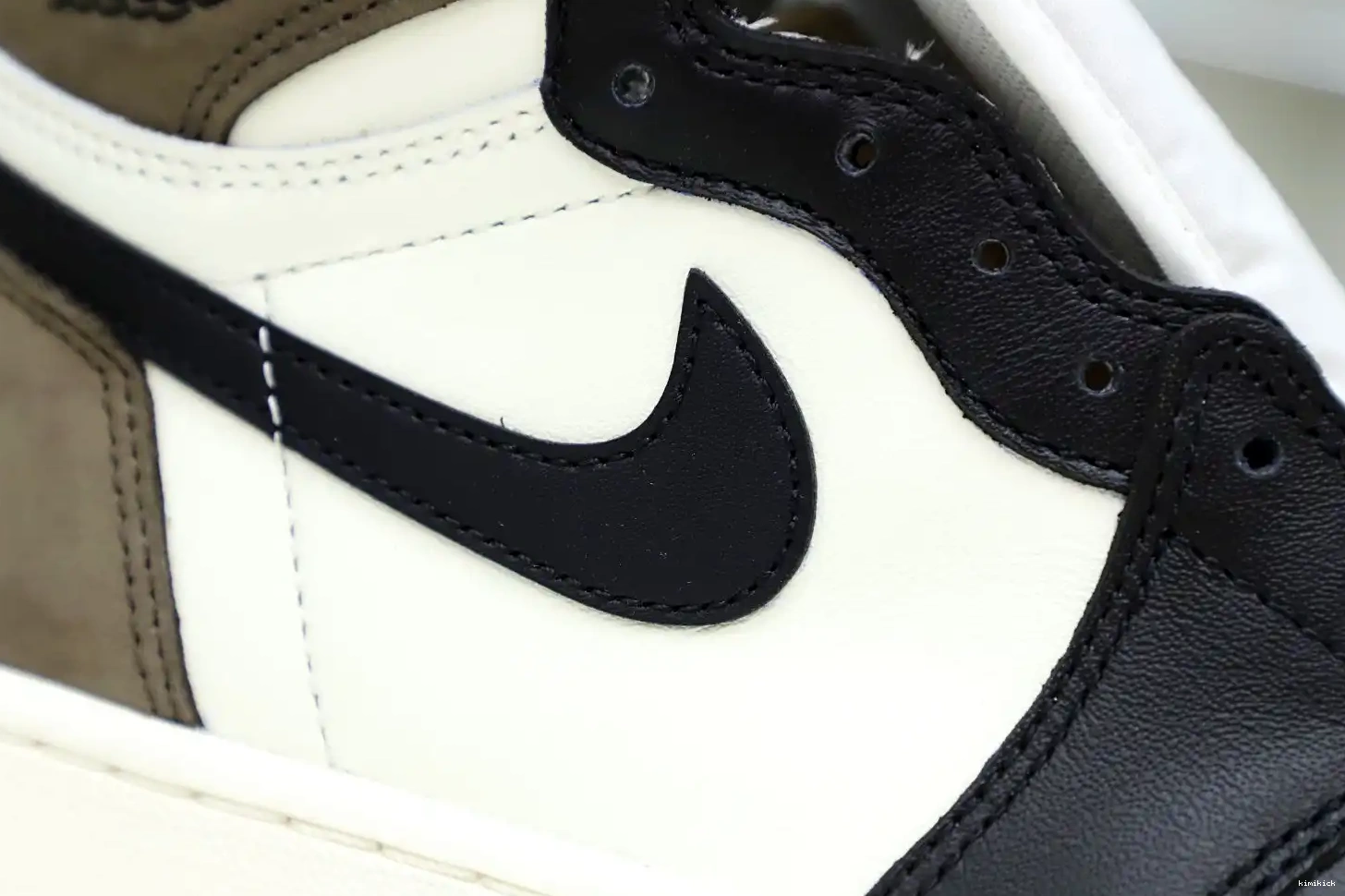 1 HIGH JORDAN 'DARK RETRO AIR MOCHA' OG Kimikick 0504